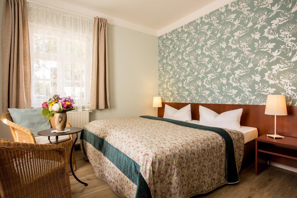 Up Hus Hotel Neuruppin Chambre photo