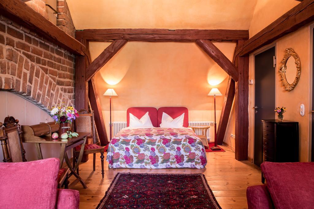 Up Hus Hotel Neuruppin Chambre photo