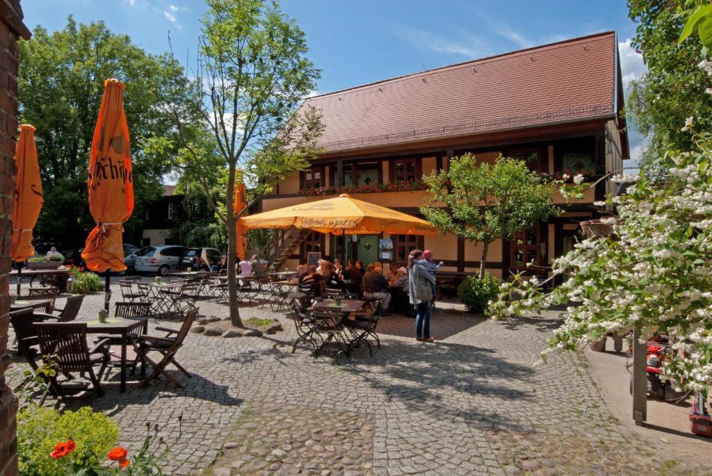 Up Hus Hotel Neuruppin Extérieur photo
