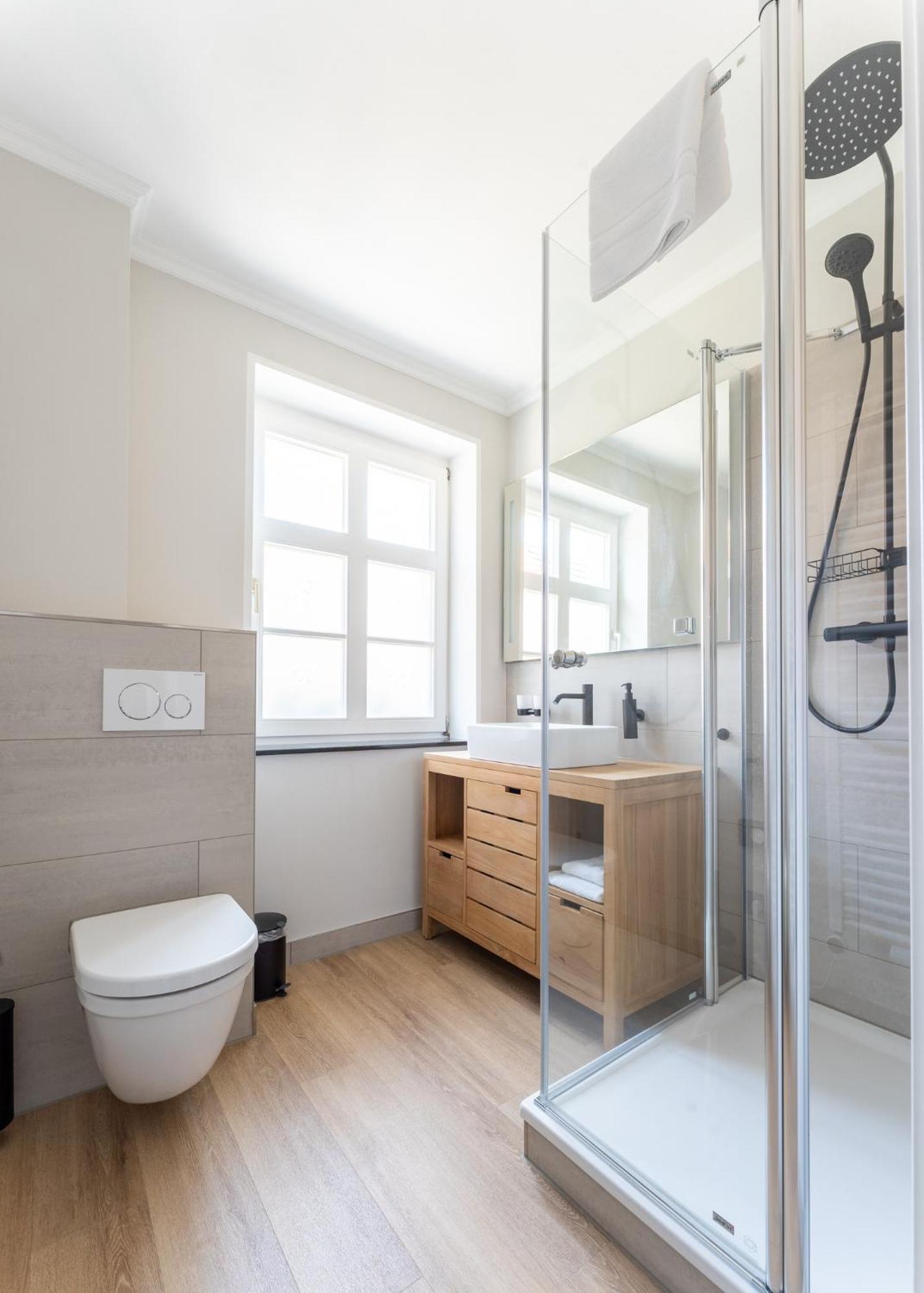 Up Hus Hotel Neuruppin Extérieur photo